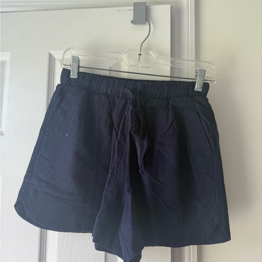 Universal Thread High Waist Navy Shorts